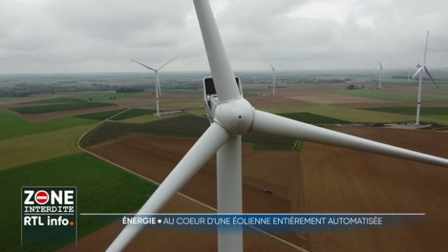 25 ans après la création de son projet éolien, Luminus a inauguré son nouveau site de Hannut-Wasseiges. Le nouveau parc qui compte 5 éoliennes permet d'alimenter 15.500 ménages. L'occasion de monter à l'intérieur de ces géants d'acier qui culminent à 180 mètres de haut.