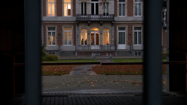WEB DEPLEX SEB.00_01_32_07.Still001.jpg