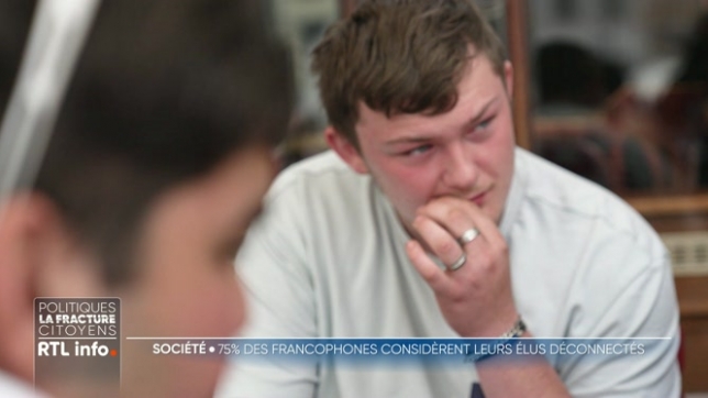 Toute la semaine, on s'intéresse justement à cette fracture qui se creuse de plus en plus entre les citoyens et le monde politique. Avec un nouveau chiffre, ce soir, issu de notre sondage RTL info - IPSOS : 75% des francophones interrogés estiment que leurs élus sont déconnectés de la réalité.