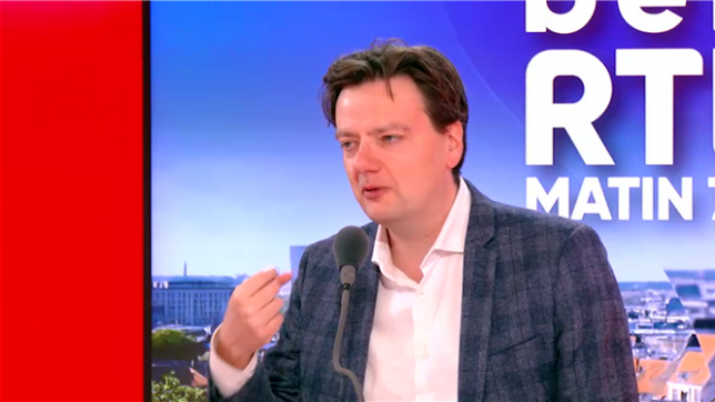 La Belgique possède la quatrième plus grosse dette de tous les pays européens. Mais comment éponger cette dette ? C’est à cette question qu’a répondu François De Smet (DéFI) ce mercredi, invité du 7h50 sur bel RTL, avec une solution inspirée de nos voisins français.