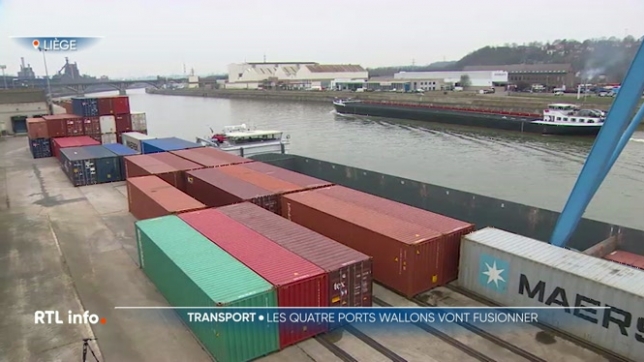 Le gouvernement wallon a annoncé sa volonté de fusionner les 4 ports que compte la région : Liège, Charleroi, Namur et La Louvière. Objectif : développer le transport de marchandises par voie fluviale. Ce qui représente de nombreux avantages. Explications.