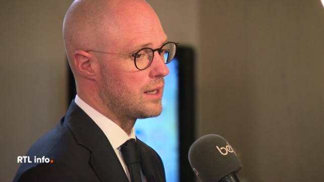 Les négociations budgétaires s'enlisent à Bruxelles. Les tensions et désaccords sont toujours persistants. Le formateur David Leisterh attend maintenant des contre-propositions.