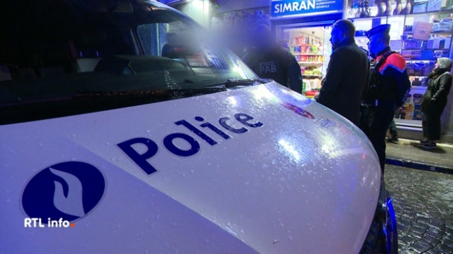 L'opération de police menée vendredi dernier visant le trafic de drogue, la détention d'armes et la mendicité a mené à l'arrestation de 5 personnes. 14 autres personnes ont été arrêtées administrativement et trois PV pour drogue ont été dressés.