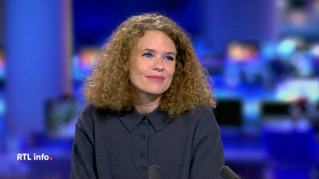 Julie Frère, pporte-parole de Test Achats, fait le point sur l'inflation dans les supermarchés grâce au panier Test Achats, qui suit le prix de plus de 3 000 produits de base dans plusieurs supermarchés.