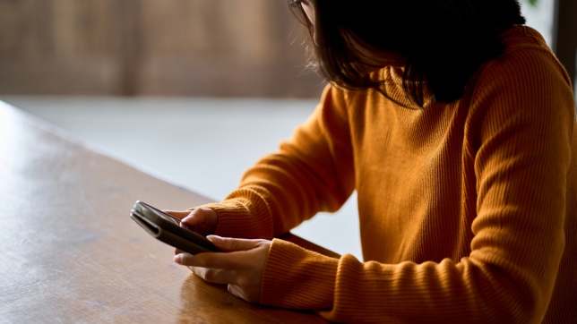 Une dame harcelée par téléphone.