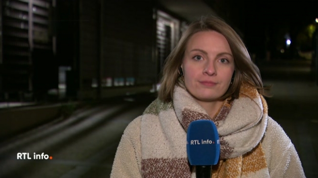 14 perquisitions ont eu lieu dans la région de Charleroi ce mardi. Elles ont mené à l'arrestation d'une trentaine de personnes. Le point en direct avec Cathline Delvaux.