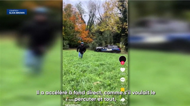 Une vidéo virale montre un policier de Baltimore poursuivant un homme avec sa voiture de patrouille, semblant vouloir le percuter.