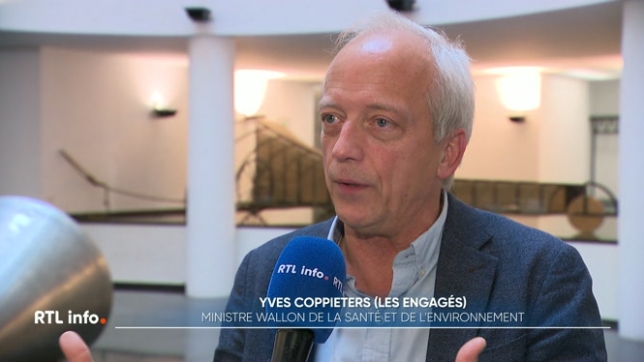 La Wallonie envisage d'imposer l'obtention d'une sorte de certificat amiante en cas de travaux, de mise en vente ou de location d'un bien. L'amiante est un produit dangereux encore largement présent dans de nombreux bâtiments.