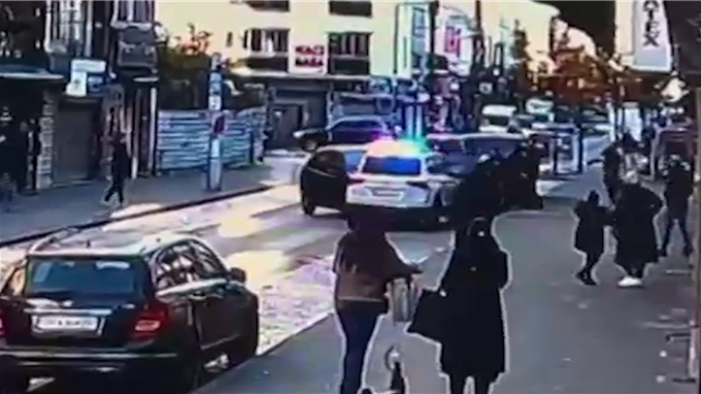 Un chauffeur a tenté de renverser des policiers en service ce samedi matin à Schaerbeek. Il a été arrêté.