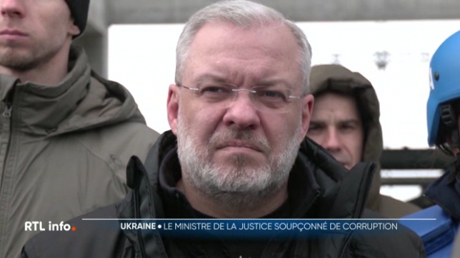 Guerman Galouchtchenko, ministre de la Justice et ex-ministre de l'Energie, a été suspendu alors qu'un vaste scandale de corruption secoue le secteur énergétique en Ukraine.  Le parquet national anti-corruption l'avait accusé d'avoir perçu des avantages personnels. Explications.