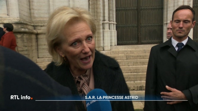 La cathédrale Saints-Michel et Gudule a accueilli le traditionnel Te Deum, en présence des autorités et de la famille royale, sans la présence du roi Philippe, comme c'est la tradition pour la fête du Roi.