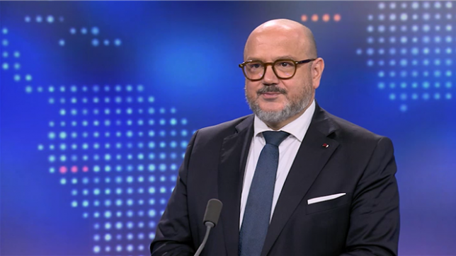 Martin Buxant reçoit chaque dimanche une personnalité publique ou politique qui fait l'actualité.