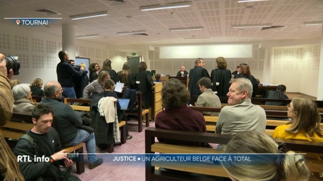 Il accuse le producteur d'énergie d'avoir contribué au dérèglement climatique avec des conséquences directes sur ses récoltes. Le procès a démarré ce matin à Tournai avec le soutien de plusieurs associations.