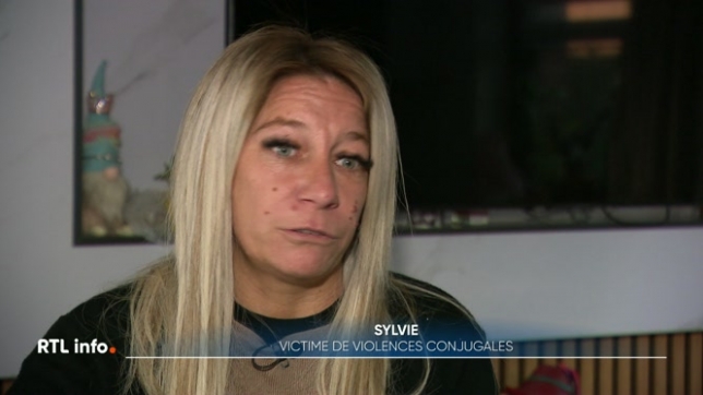 Durant plus de 10 ans, Sylve a été victime de violences conjugales, d'abord psychologiques accompagnées d'une emprise, puis physiques avec des coups. Trois ans après sa séparation, la jeune femme se retrouve toujours confrontée à la violence de son ex-compagnon.