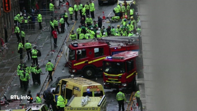 Le 26 mai dernier, Paul Doyle avait foncé sur une foule à Liverpool, après la victoire du club de football en championnat d'Angleterre, blessant des dizaines de personnes. Père de famille et ancien de la Royal Navy, l'homme de 54 ans fait face à 31 chefs d'inculpation. Il nie toute volonté de nuire.