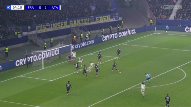 Ligue des Champions : le festival de Charles De Ketelaere contre Francfort