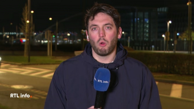 En direct du siège de l'OTAN, Romain Mayez fait le point sur ce que l'on sait des circonstances de l'accident qui a causé le décès de Danfo Van Der Velden, 22 ans, en mission pour l'OTAN en Lituanie. Deux enquêtes seront menées, par la Défense et le Parquet national.