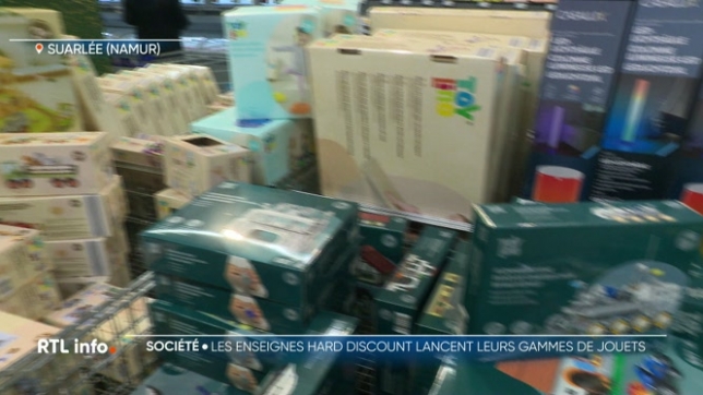 Les enseignes à bas prix lancent désormais leur propre gamme de jouets. Une alternative qui séduit de plus en plus de parents  mais qui pose aussi une question essentielle : ces jouets sont-ils suffisamment conformes aux normes de sécurité ?