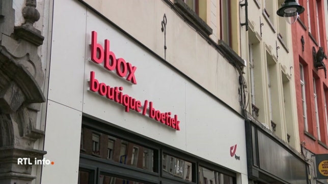 Bpost développe ses casiers intelligents : l'entreprise vient d'installer deux nouveaux systèmes à Bruxelles et deux autres à Anvers. Elle souhaite analyser les situations ainsi que le nombre de personnes susceptibles d'utiliser ces espaces de stockage.