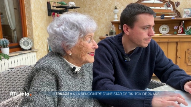Henriette, 94 ans, est une star de TikTok avec plus de 57 000 abonnés. C'est son petit-fils qui la filme dans son quotidien. Rencontre.