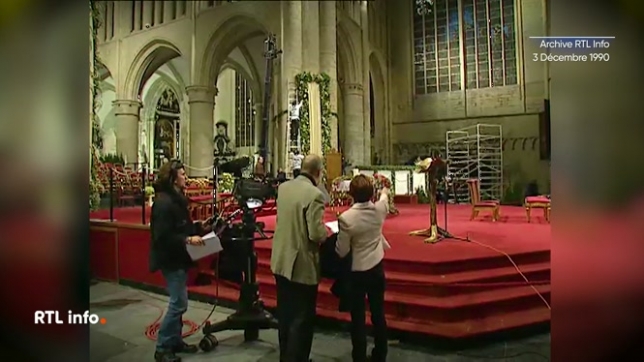 L'archive du jour nous emmène en date du 3 décembre 1999, dans les coulisses du mariage du prince Philippe et de Mathilde d'Udekem d'Acoz. A la veille du jour J, les techniciens terminaient les préparatifs pour la retransmission télévisée.