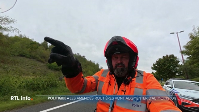 C'est un point qui était un peu passé inaperçu dans l'accord budgétaire du gouvernement fédéral. Le montant des amendes routières augmentera bientôt de 10 %. Et ce sera même 25 % pour les amendes pénales. On ne connaît pas encore la date d'entrée en vigueur de ces hausses.