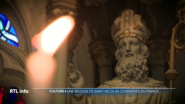 Ce samedi, Saint-Nicolas a été célébré non seulement en Belgique, mais aussi aux Pays-Bas, en Allemagne et dans l'Est de la France. Mais derrière les cadeaux, se cache l'histoire d'un évêque du 3e siècle, vénéré pour sa générosité. Ses reliques sont toujours visibles près de Nancy, en France.