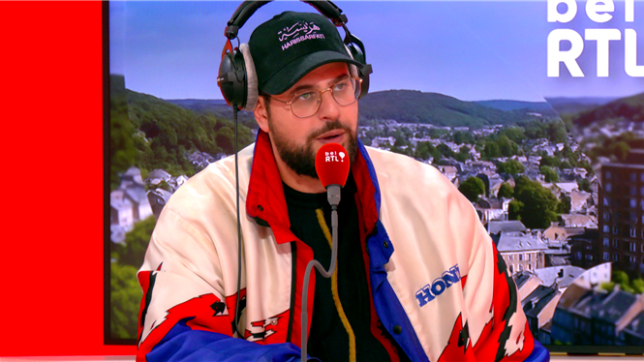 Invité sur bel RTL ce lundi matin, l’humoriste Hakim Jemili a levé le voile sur les dessous de l’émission LOL : qui rit, sort !. Il révèle que plusieurs de ses blagues et éliminations ont été coupées au montage pour équilibrer le programme.