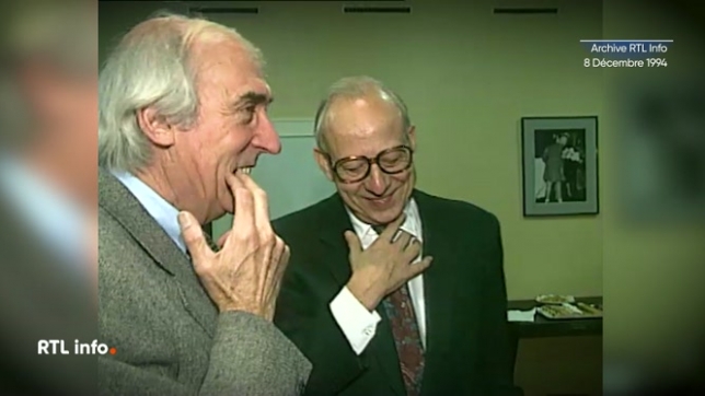 A l'occasion de la sortie d'un album de caricatures, Royer avait invité ses victimes, des politiques croqués au fil de l'année 1994.