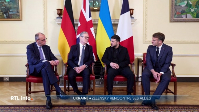 Le président ukrainien a rencontré aujourd'hui les dirigeants britannique, français et allemand, pour discuter du plan de paix américain pour l'Ukraine. Zelensky attend toujour des garanties de sécurité.