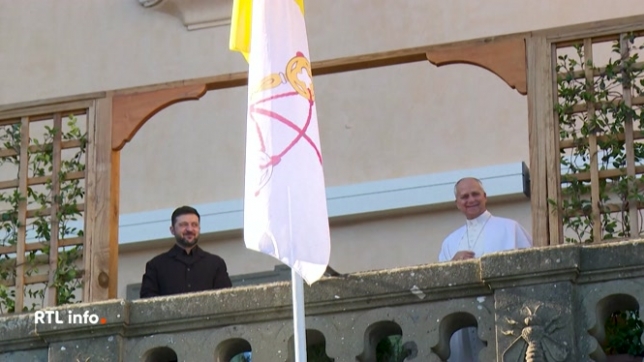 Ce matin il a été reçu par le pape Léon 14 dans la résidence pontificale de Castel Gandolfo près de Rome. Il a également rencontré la Première ministre italienne Giorgia Meloni. Il devrait envoyer ce soir à Washington sa proposition amendée du plan de paix proposé par Donald Trump.