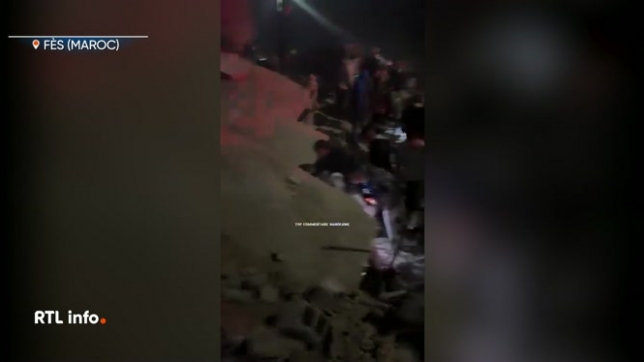 Dix-neuf personnes ont été tuées dans la nuit de mardi à mercredi dans l'effondrement de deux immeubles contigus de quatre étages dans un quartier de Fès, grande ville du nord du Maroc, selon un bilan provisoire relayé par l'agence de presse officielle marocaine MAP.