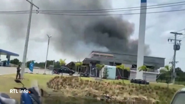 Plus d'un demi-million de personnes ont évacué les régions frontalières de la Thaïlande et du Cambodge, où les combats qui se poursuivent mercredi ont fait au moins 12 morts, amenant Donald Trump à s'engager à intervenir pour arrêter les hostilités.