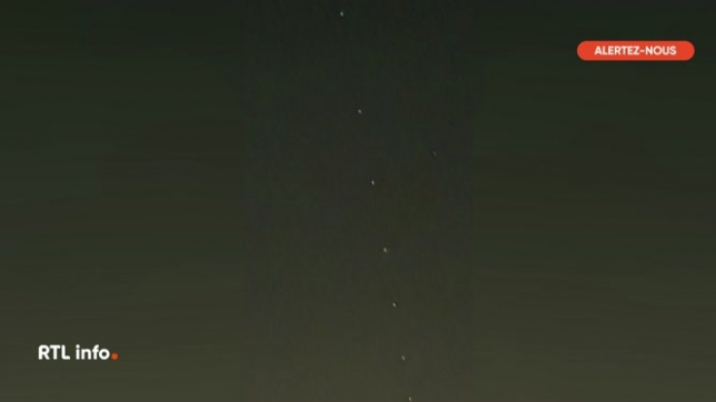 Vous avez été très nombreux à contacter RTL Info via le bouton orange Alertez-nous pour signaler la présence de points lumineux mobiles dans le ciel de Bruxelles, Wavre, Gembloux ou encore Beauvechain. Il s'agissait en fait d'une galaxie de satellites du réseau Starlink, et non de drones.