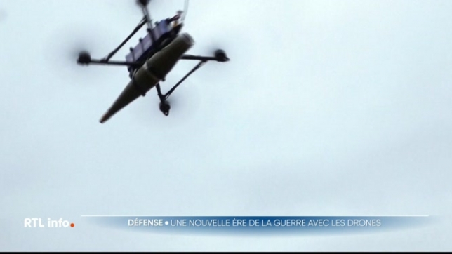 Les drones sont omniprésents dans le conflit qui oppose l'Ukraine à la Russie. Ces petits avions sans pilotes ont d'ailleurs révolutionné la manière de conduire une guerre, avec de nouvelles stratégies qui ont été développées par les belligérants.