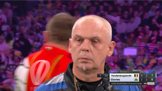 Le Belge Mario Vandenbogaerde jouait gros au premier tour du Championnat du monde de fléchettes. Il s'est malheureusement incliné face au Gallois, David Davies.