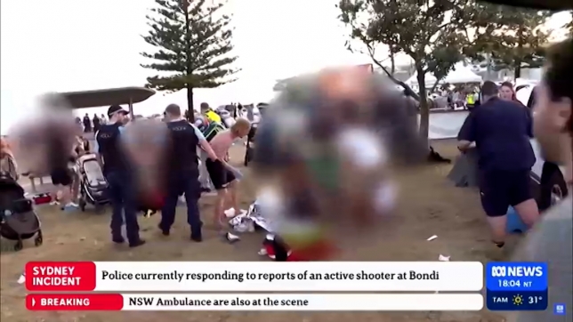 Les médias australiens ont diffusé les premières images de la plage de Bondi.