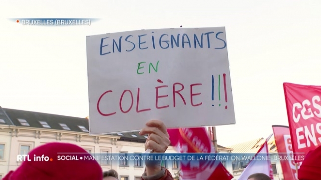 Plusieurs milliers de personnes ont contesté les mesures d'économies prévues en Fédération Wallonie-Bruxelles. Le but était d'interpeller les élus MR et Engagés à 2 jours du vote définitif du budget par le parlement.