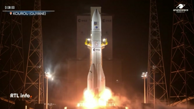 La fusée Ariane 6 a décollé ce mercredi depuis la Guyane française, emportant deux satellites Galileo. Un lancement qui pourrait prétendre à l'indépendance spatiale de l'Europe face aux Russes et aux Américains.