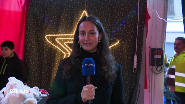 L'ASBL « Solidarité Grands Froids » organise en ce moment sa traditionnelle distribution de cadeaux, destinée aux familles en situation précaire. Meryem Laadissi est sur place pour nous décrire l'événement.