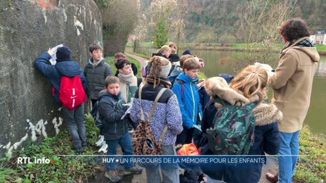À Villers-le-Bouillet, la commune veut transmettre l'histoire des deux guerres aux jeunes générations. Avec l'auteur d'une BD sur l'occupation à Huy, elle a créé un jeu de piste dans la ville, auquel ont participé plusieurs écoles.