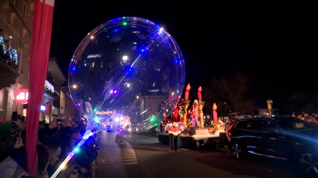 Parade RTL Jambes MEL GBR.06_04_52_12.Still006.jpg