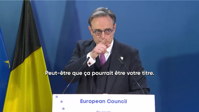 Éreinté par des heures de discussions européennes mais manifestement satisfait du résultat, Bart De Wever a conclu sa conférence de presse par un échange particulièrement tendu avec un journaliste de Politico. Notre Premier ministre en a profité pour régler ses comptes avec un média qui l’avait récemment accusé de complaisance envers la Russie.