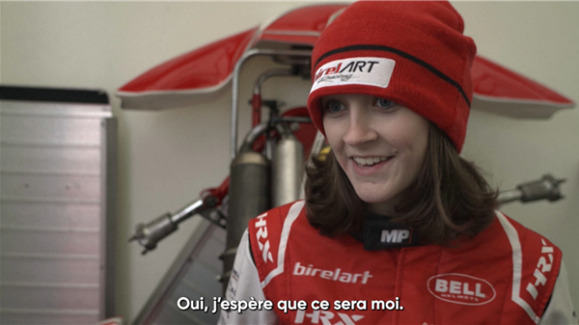 Hommes et femmes peuvent courir en Formule 1, mais cela fait des décennies qu’une femme n’a pas concouru au plus haut niveau de ce sport. Au Royaume-Uni, souvent qualifié de berceau de la Formule 1, des efforts sont déployés à tous les échelons du sport automobile pour lutter contre les inégalités de genre en piste et attirer davantage de filles dans les paddocks. Et ça commence à porter ses fruits…