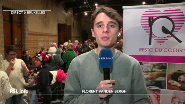 En direct, Florent Vanden Bergh explique que la précarité continue de s'installer. Alors que certains empilent les cadeaux sous le sapin de Noël, d'autres comptent sur votre générosité pour simplement pouvoir manger. Mais les Restos du Coeur craignent pour leur avenir.