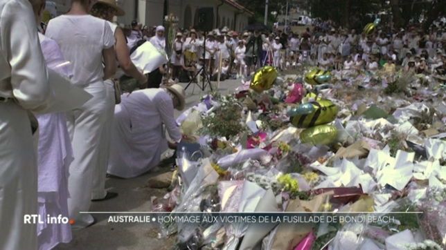 Une semaine après la tragédie, l'Australie s'est recueillie et a rendu hommage aux 15 victimes de la fusillade antisémite sur la plage de Bondi à Sydney. Cette attaque terroriste pousse les autorités à revoir la sécurité du pays.