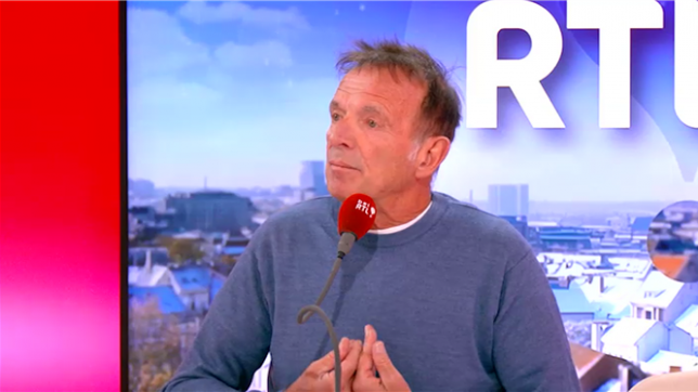 Le Pr. Guy-Bernard Cadière, professeur de chirurgie à l’ULB, est aux côtés du Docteur Denis Mukgewe depuis plus de 15 ans à l’hôpital de Panzi dans l’Est de la République Démocratique du Congo. Il parle des viols commis dans la région comme une arme de guerre.