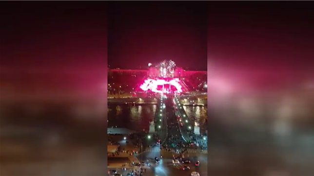 40 personnes placées en garde à vue pour avoir tiré des feux d'artifice près de la Tour Eiffel