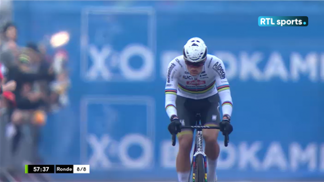Cyclocross : Mathieu van der Poel, impérial, s'impose encore à Loenhout
