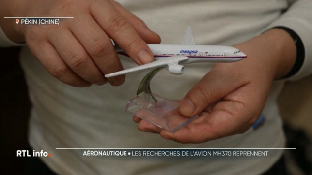 Près de 12 ans après la disparition de ce vol qui devait relier Kuala Lumpur à Pékin, les recherches reprennent. Le 8 mars 2014, l'avion qui transportait 239 personnes disparaissait des radars. Il aurait fait demi-tour.